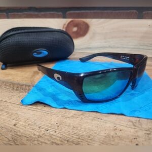 Costa Tuna Alley Sunglasses